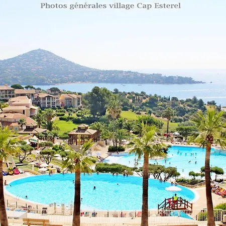 Cap Esterel 2p * Saint-Raphael (Var)